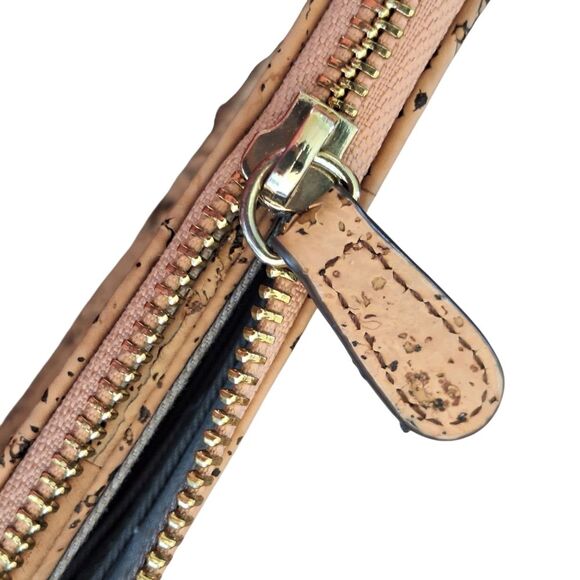 Queork Natural Cork Zip Wallet Clutch Bag Sustainable Antimicrobial NOLA - Picture 11 of 16